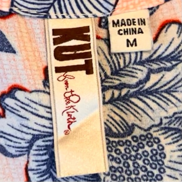 KUT from the Kloth cold shoulder top - Picture 4 of 6